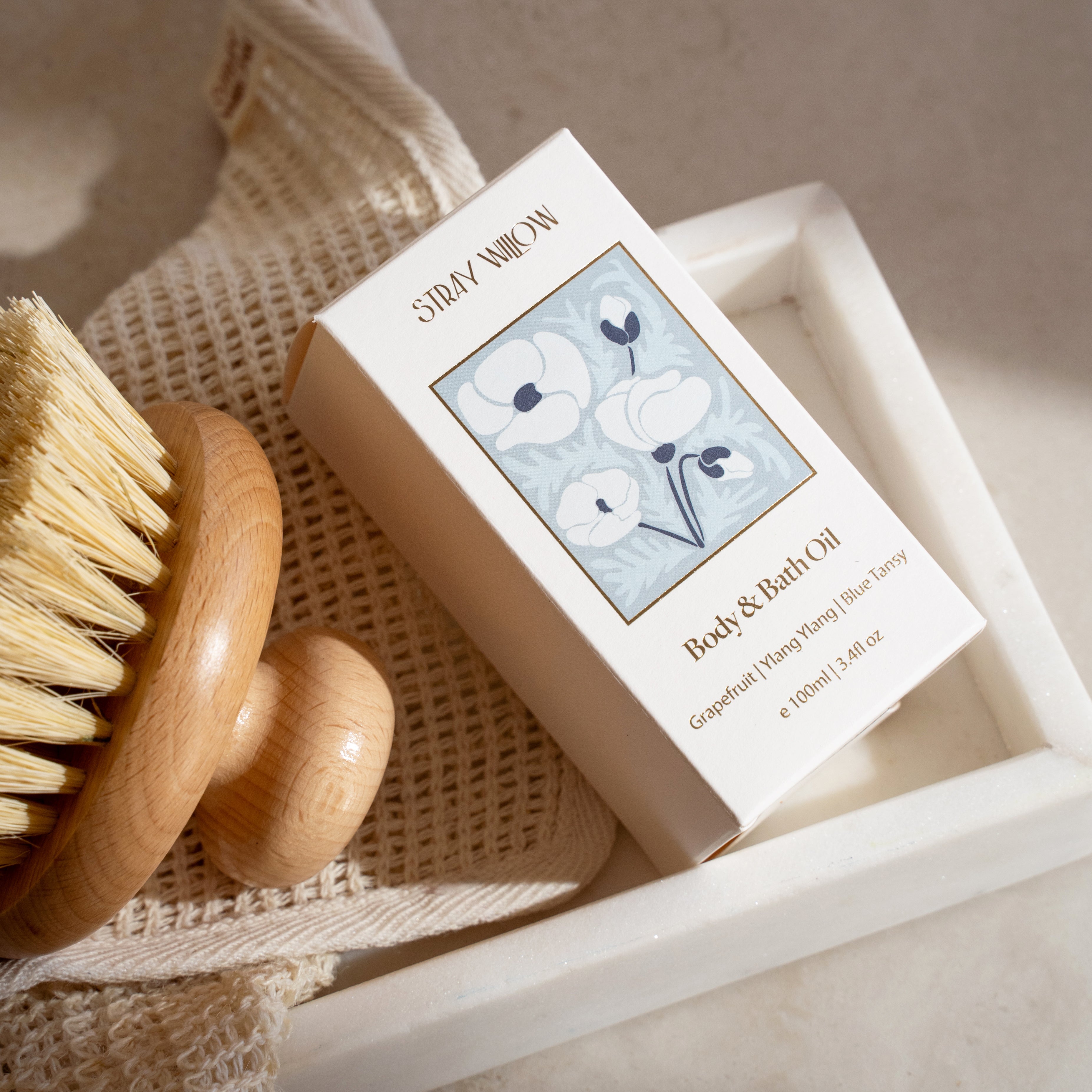 Stray Willow Idle Falls body and bath oil with grapefruit, ylang ylang and blue tansy for balancing skin hydration