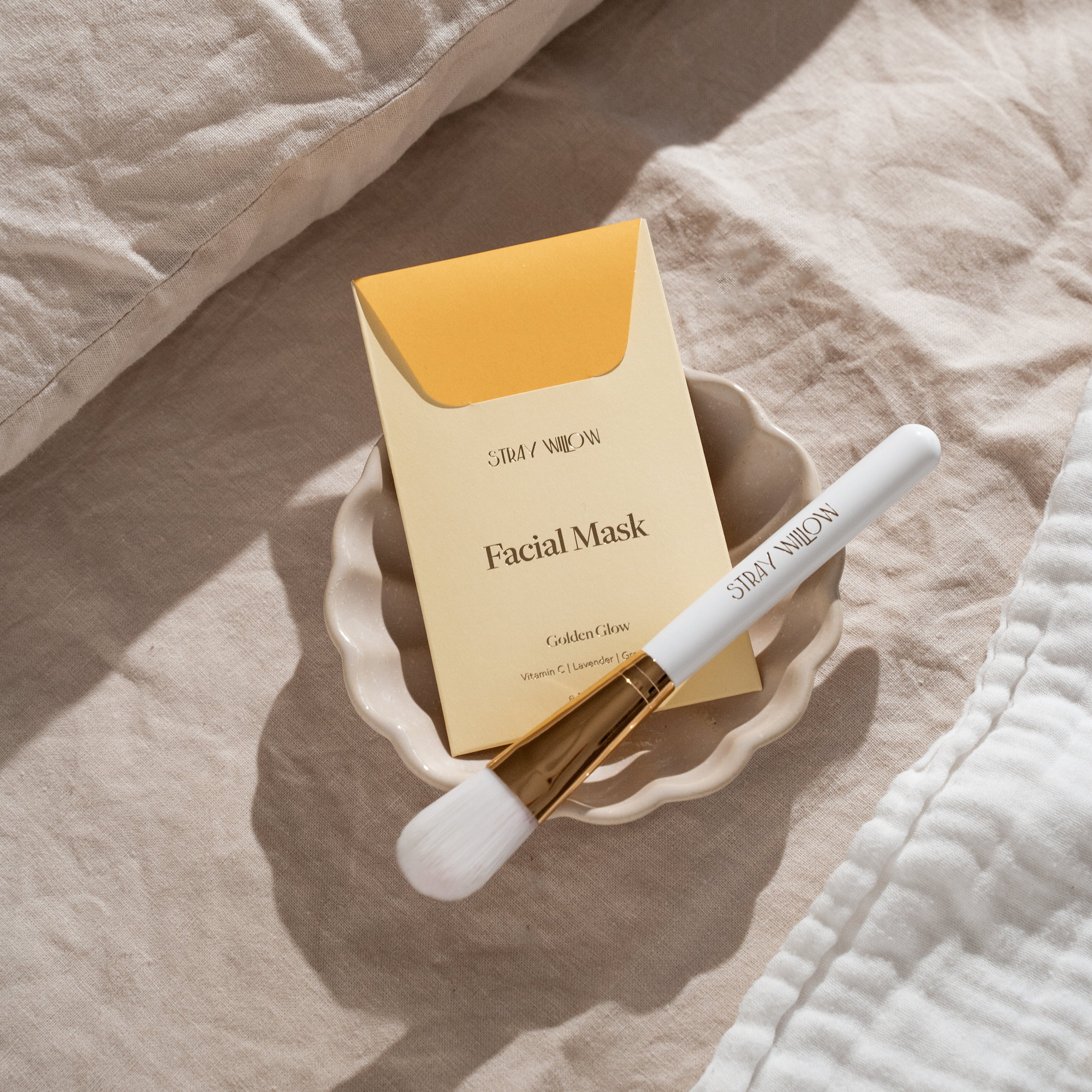 Stray Willow Golden Glow clay facial mask for illuminating and warming skin tone all natural
