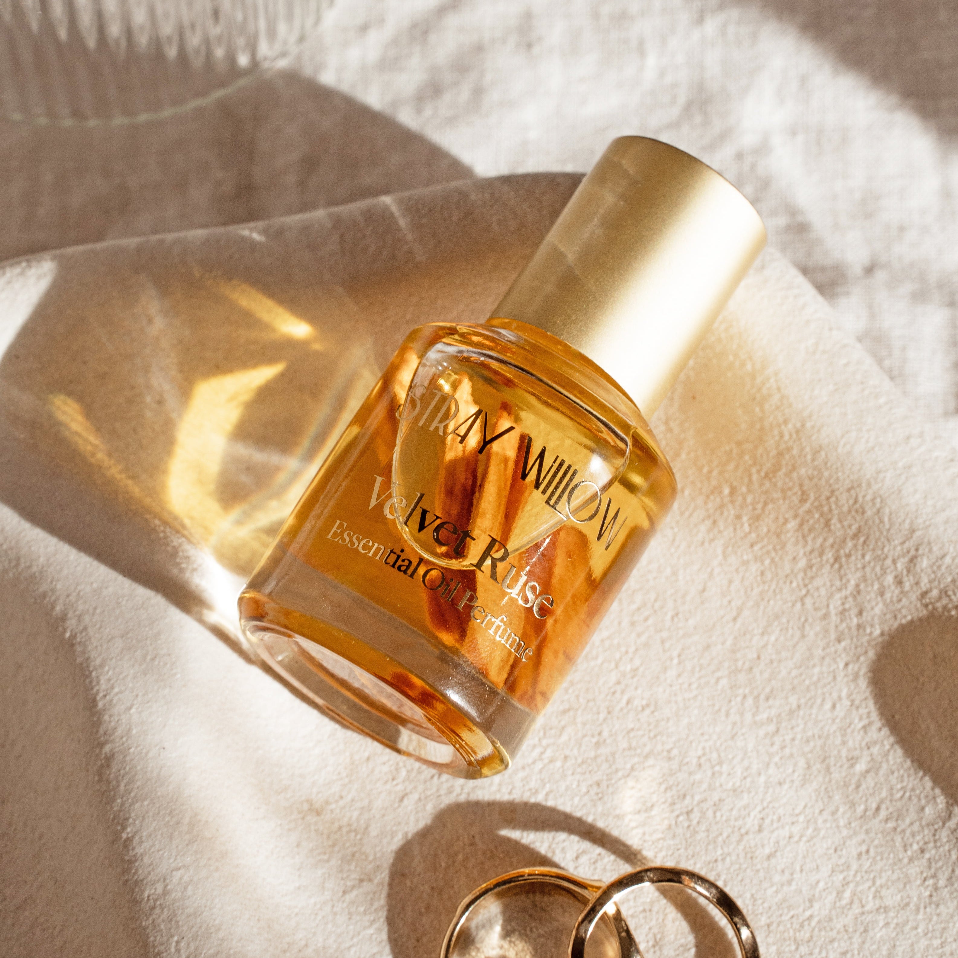 Stray Willow Velvet Ruse perfume roller for rich sensual scent profile 15ml