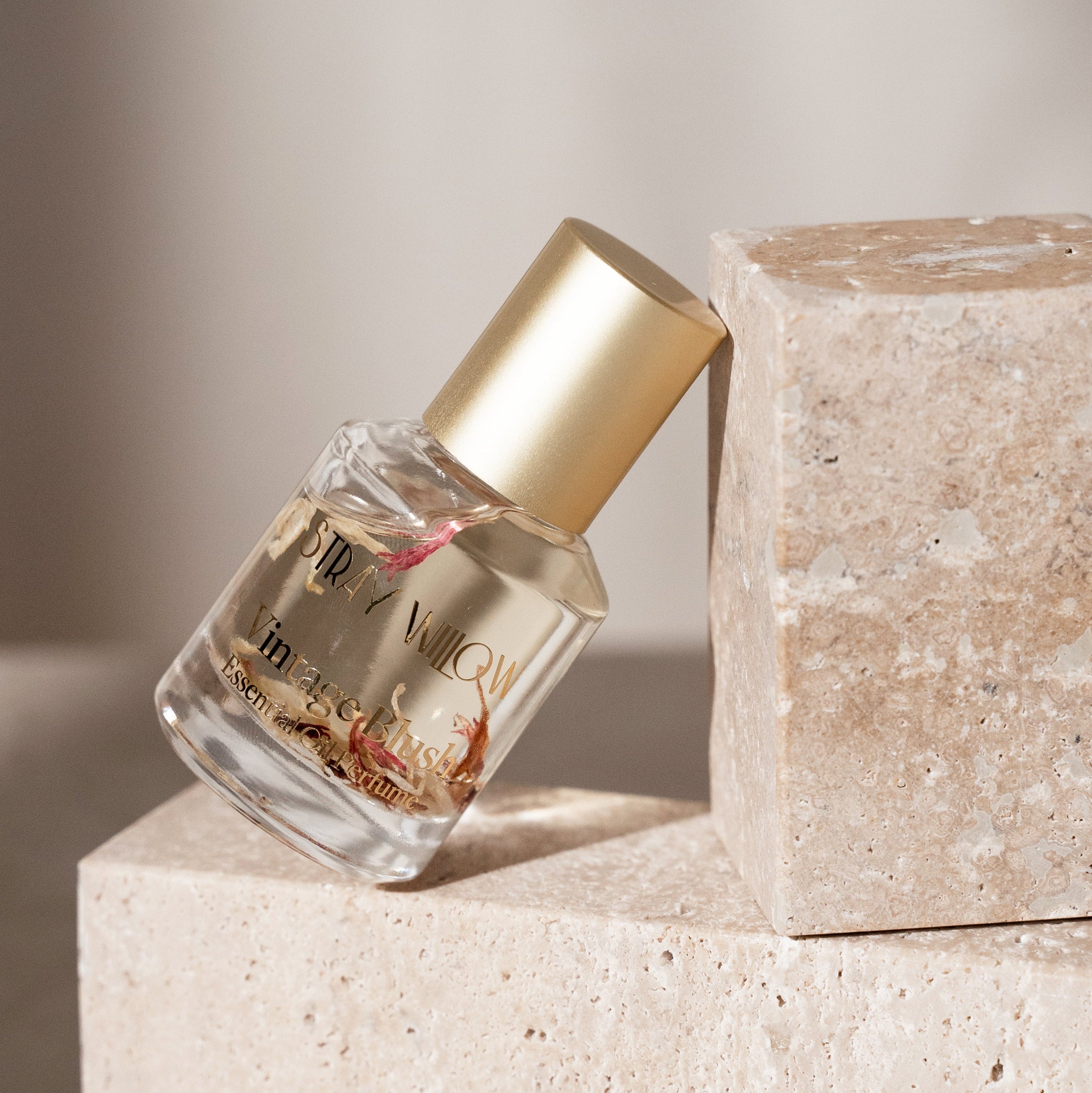 Stray Willow Vintage Blush perfume roller for soft romantic fragrance 15ml