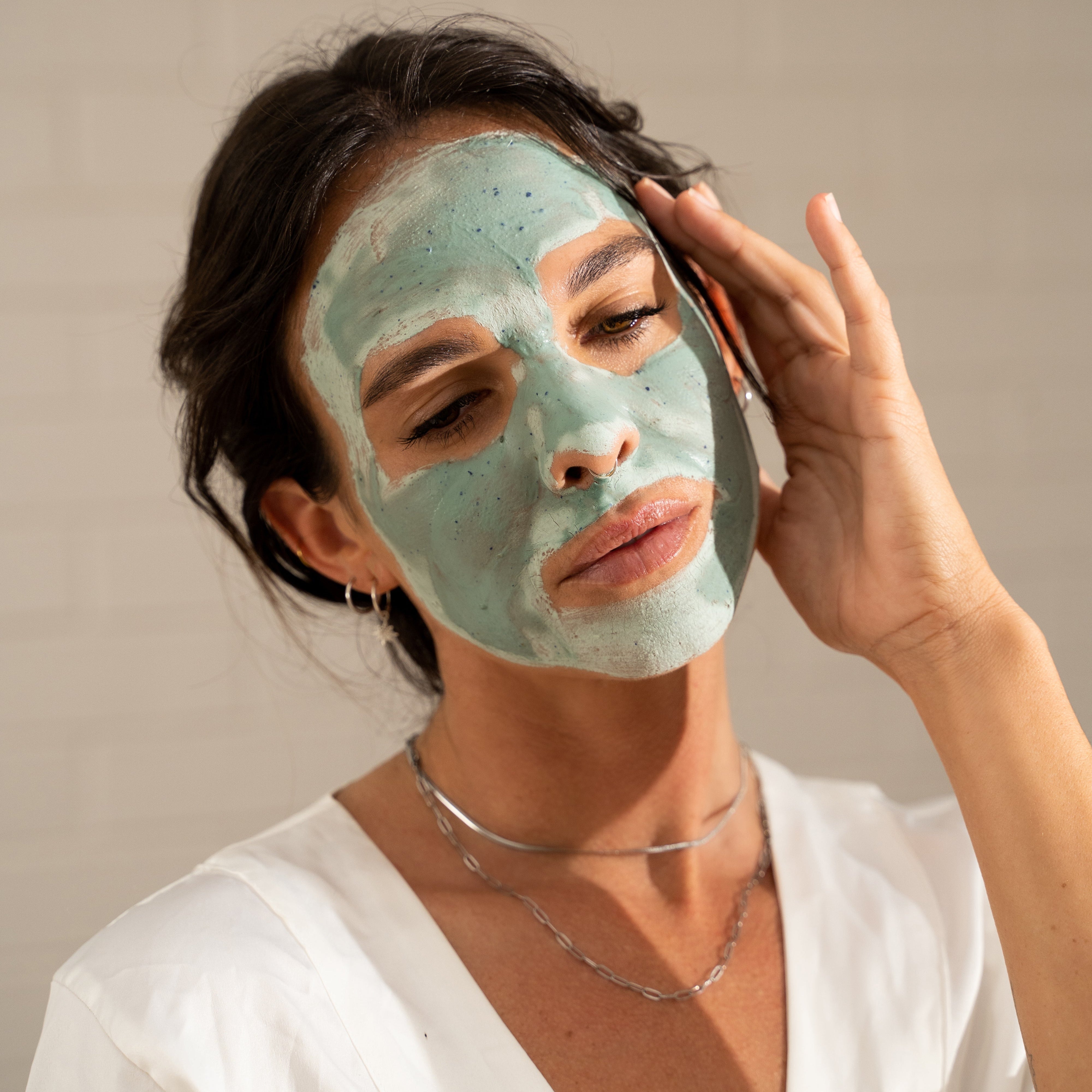 Stray Willow Green Smoothie clay facial mask for detoxifying and refreshing skin