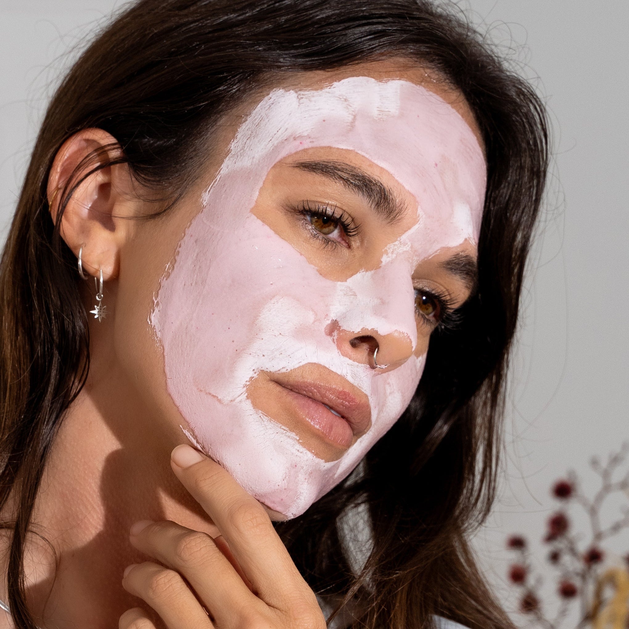 Stray Willow Pink Vitamin C clay facial mask for brightening and radiant skin